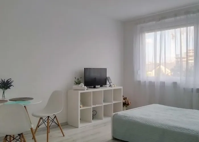 White Almond Appartement