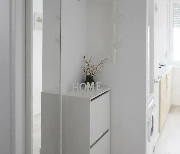 Apartment White Almond *